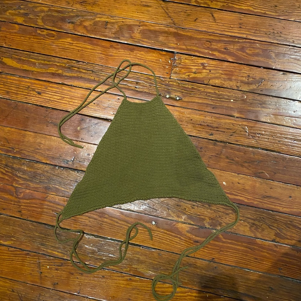 Green top.